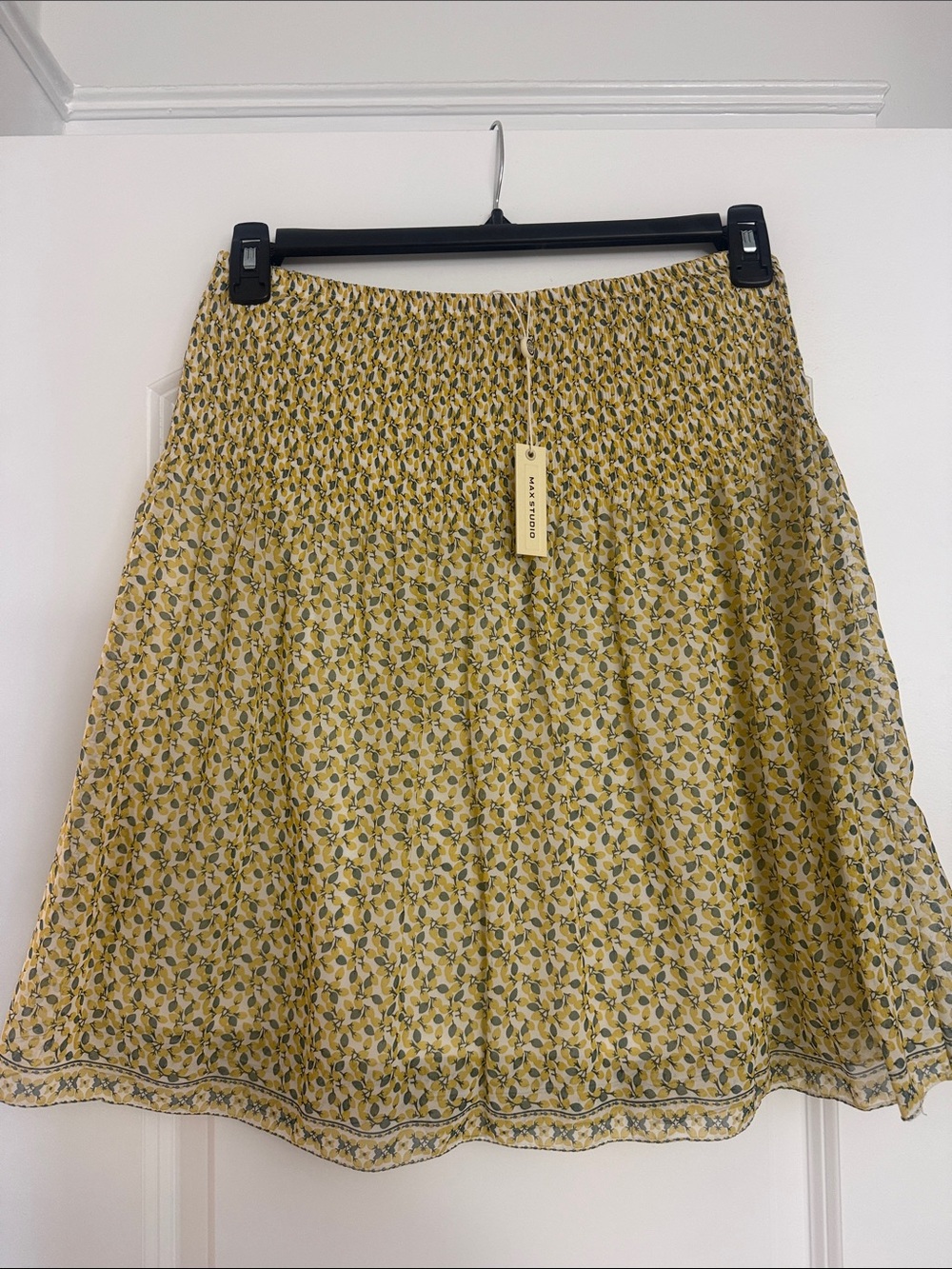 NWT Max Studio Yellow Floral Smocked Waist Skirt. Size M